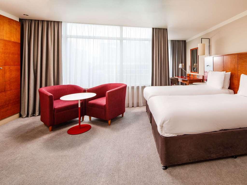 Hotel Holland House By Sunday 4*