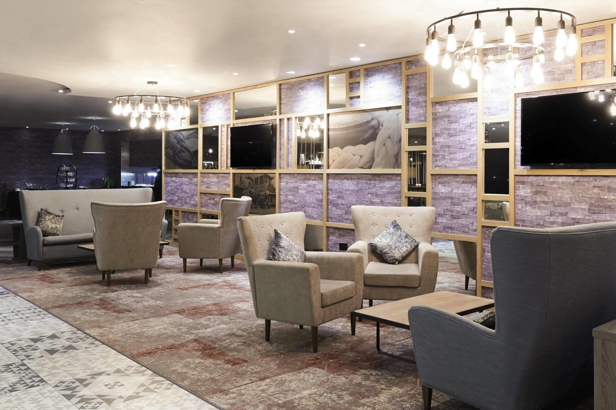 Hotel Holland House By Sunday 4*
