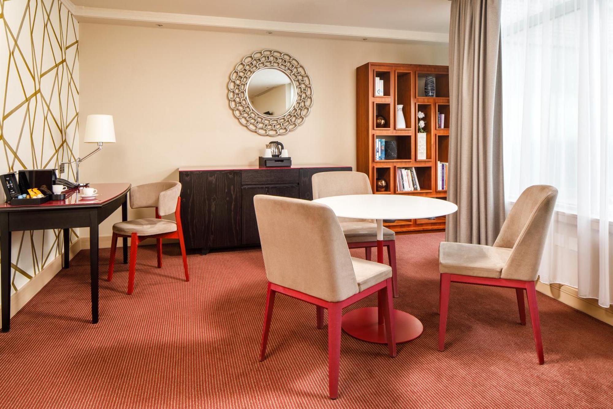 Holland House By Sunday 4* Cardiff