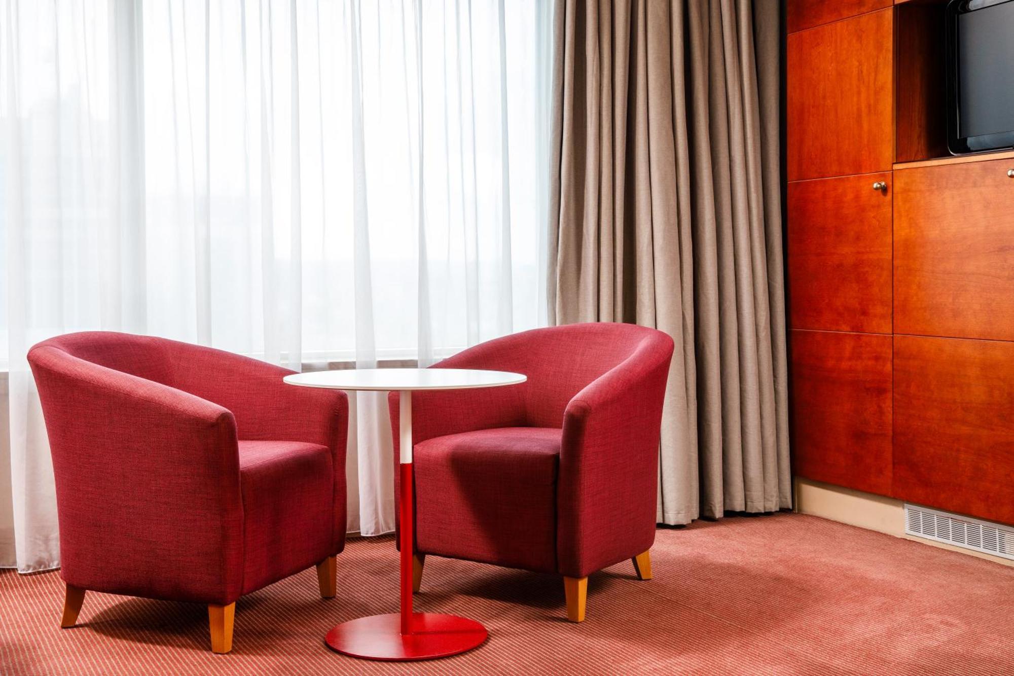 Holland House By Sunday 4* Cardiff
