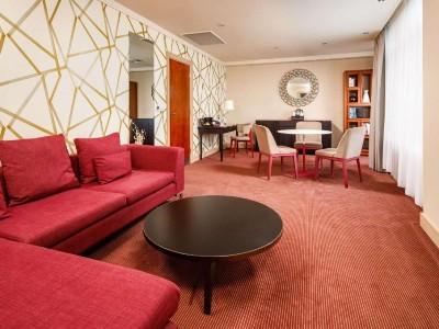Hotel Holland House By Sunday Cardiff