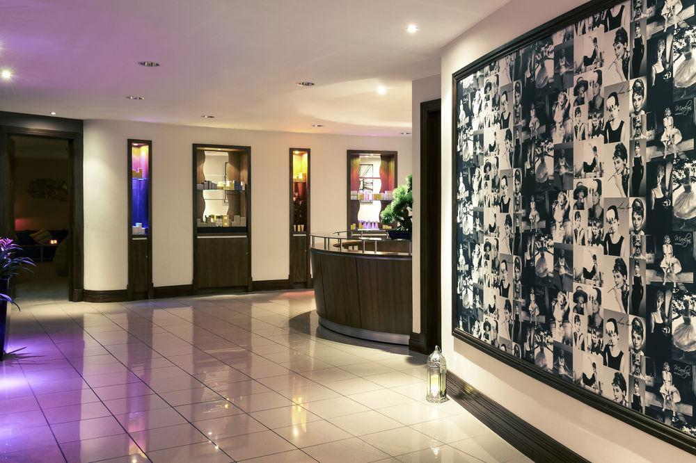 Holland House By Sunday Hotel